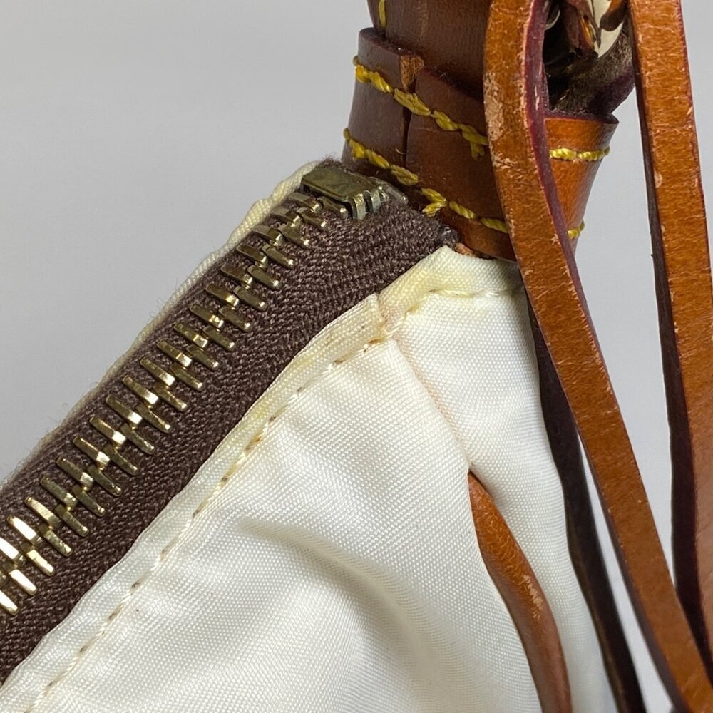 Dooney & Burke Nylon Hobo Shoulder Bag Purse White Brown Leather Handle Duck Tag - Picture 8 of 12